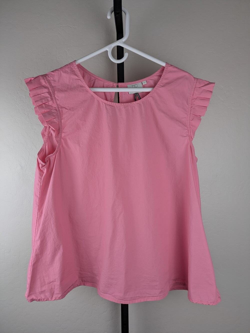 Anthropologie HD in Paris Pink Sleeveless Ruffle A-Line Top 100% cotton